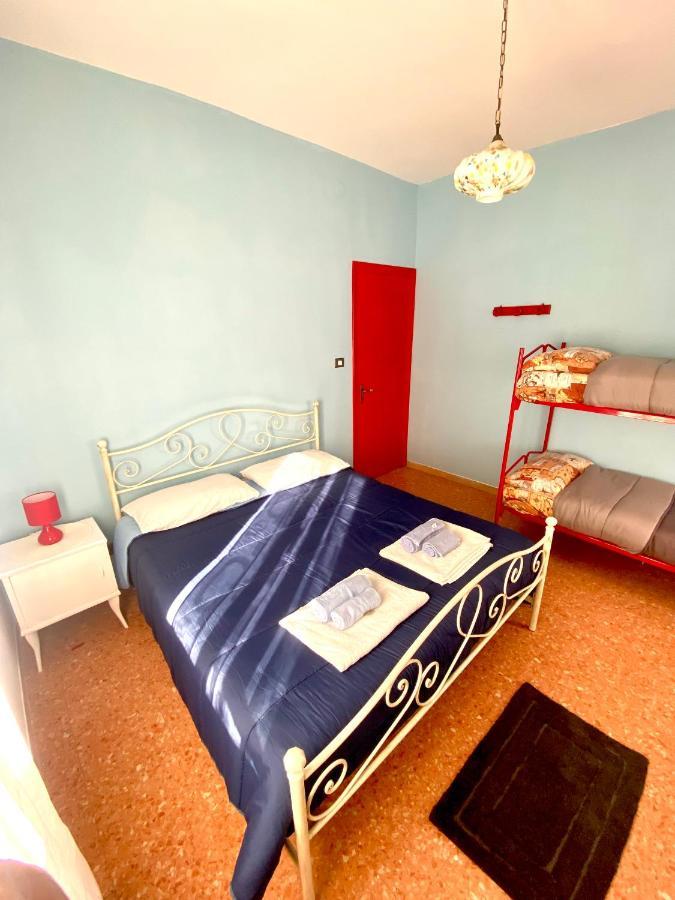 Apartamento Scauri Attico Panoramico Minturno Exterior foto